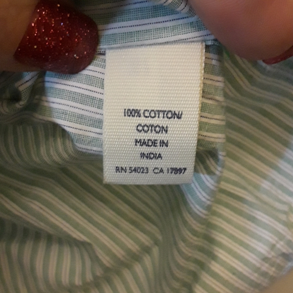 Button down - Picture 4 of 4